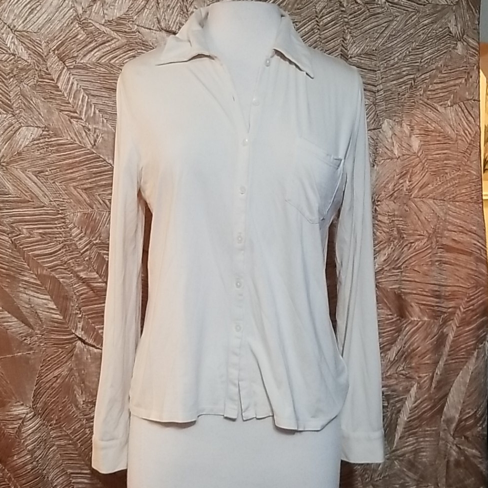 Light Cream Button-Front Women's Shirt - Unbranded